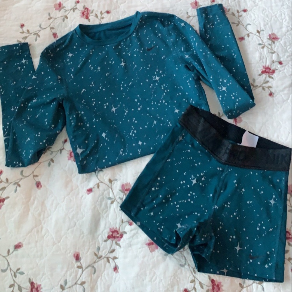 Nike Pro Set